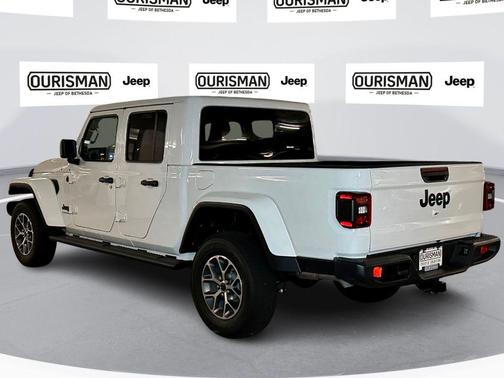 2025 Jeep Gladiator Sport S