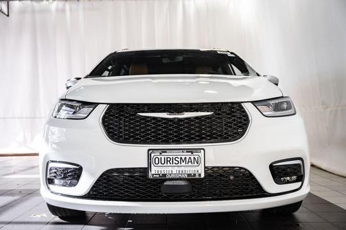 2026 Chrysler Pacifica L