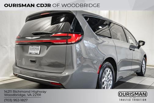 2025 Chrysler Pacifica L