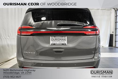 2025 Chrysler Pacifica L