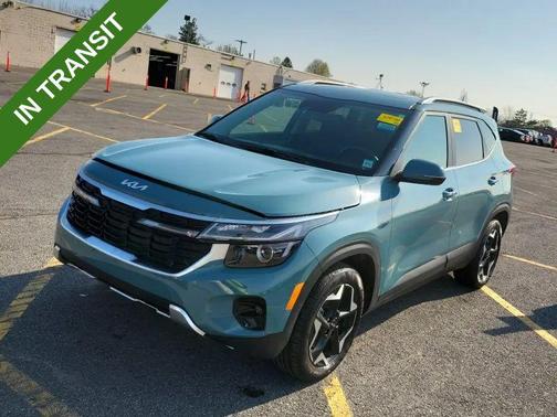 Pluton Blue 2024 Kia Seltos EX