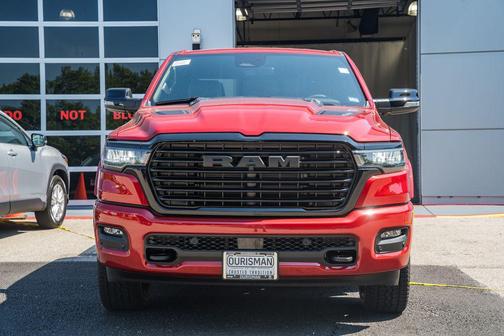 Molten Red Pearlcoat 2026 RAM 1500 Laramie