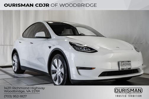 2022 Tesla Model Y Long Range Dual Motor All-Wheel Drive