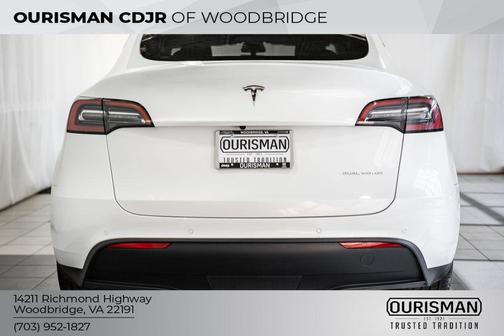 2022 Tesla Model Y Long Range Dual Motor All-Wheel Drive