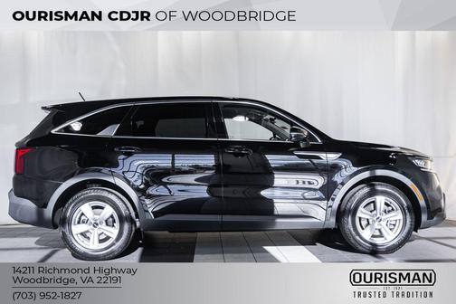 2023 Kia Sorento LX