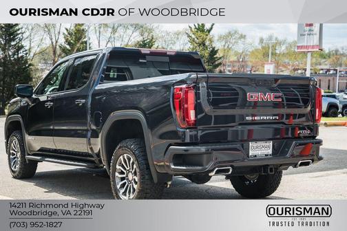 2022 GMC Sierra 1500 AT4