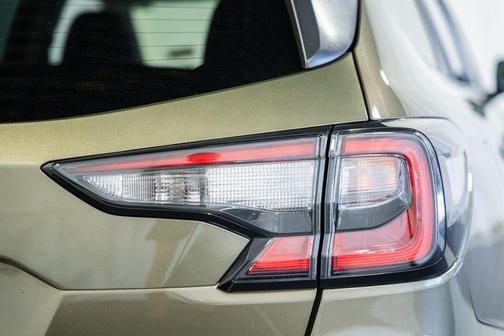 Autumn Green Metallic 2023 Subaru Outback Onyx Edition XT
