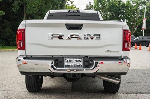 2025 RAM 2500 Tradesman Crew Cab 4x4 6'4' Box