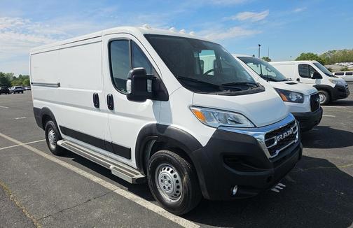 Bright White Clearcoat 2025 RAM ProMaster 2500 Tradesman