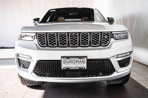 2025 Jeep Grand Cherokee Summit