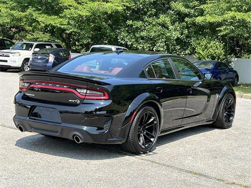 Pitch Black Clearcoat 2022 Dodge Charger SRT Hellcat