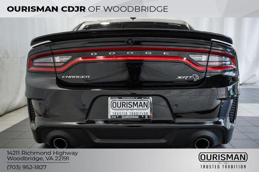 Pitch Black Clearcoat 2022 Dodge Charger SRT Hellcat