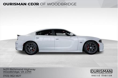 2016 Dodge Charger R/T Scat Pack