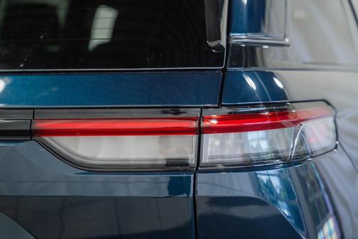 Fathom Blue Pearlcoat 2026 Jeep Grand Cherokee Limited