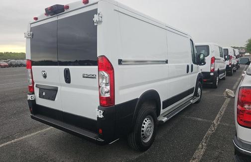 Bright White Clearcoat 2025 RAM ProMaster 2500 Tradesman
