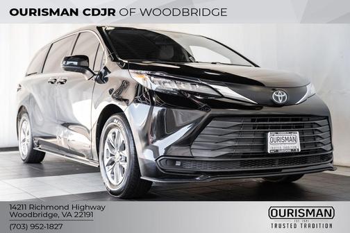 2021 Toyota Sienna LE