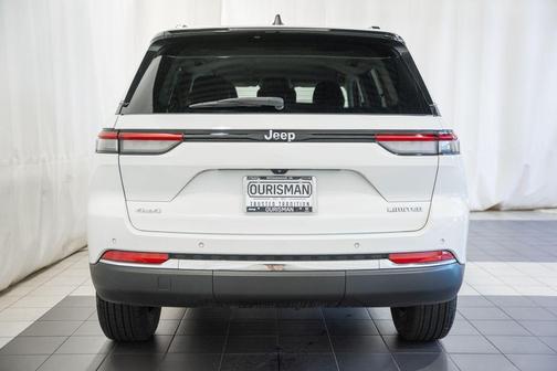 Bright White Clearcoat 2023 Jeep Grand Cherokee Limited