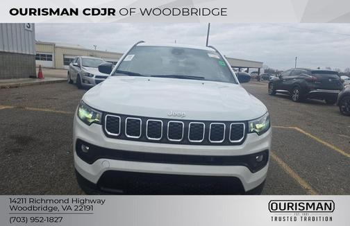 2024 Jeep Compass Latitude Lux
