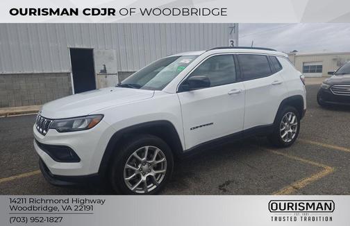 2024 Jeep Compass Latitude Lux