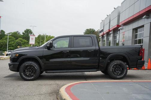 Diamond Black Crystal Pearlcoat 2026 RAM 1500 Rebel