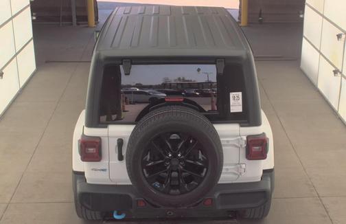 Bright White Clearcoat 2023 Jeep Wrangler 4xe Sahara