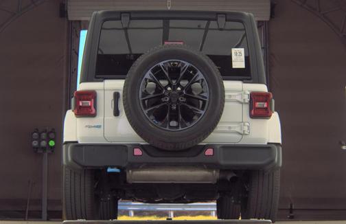 Bright White Clearcoat 2023 Jeep Wrangler 4xe Sahara