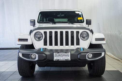 Bright White Clearcoat 2023 Jeep Wrangler 4xe Sahara