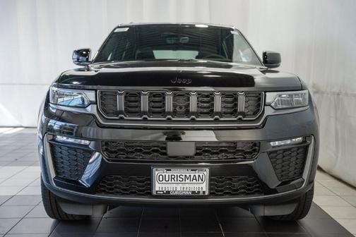 High Gloss Black 2027 Jeep Grand Cherokee L Limited