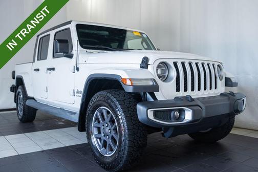Bright White Clearcoat 2020 Jeep Gladiator Overland