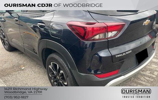 Midnight Blue Metallic 2021 Chevrolet Trailblazer LT