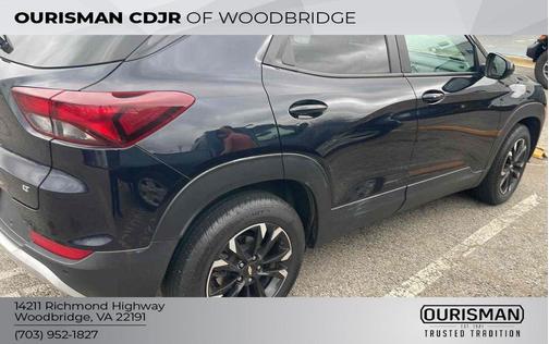 Midnight Blue Metallic 2021 Chevrolet Trailblazer LT