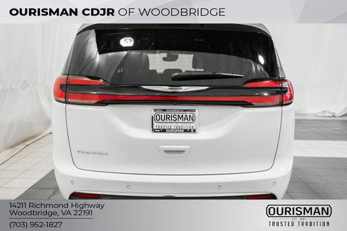 2025 Chrysler Pacifica L