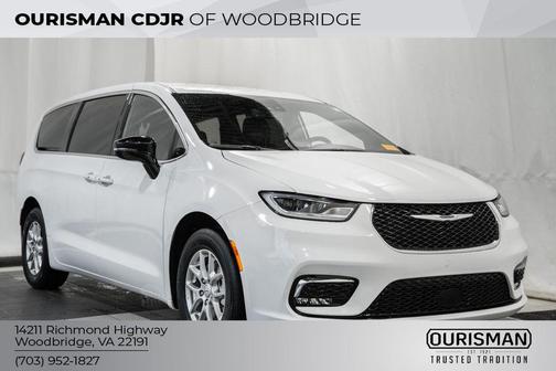 2025 Chrysler Pacifica L