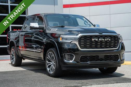 Diamond Black Crystal Pearlcoat 2025 RAM 1500 ST