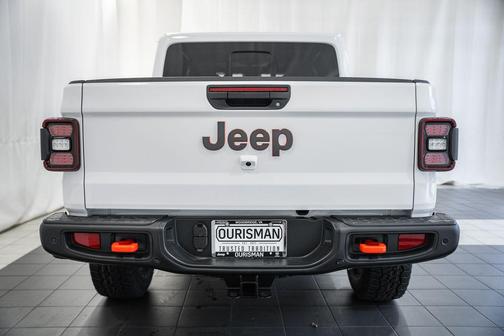 2025 Jeep Gladiator Mojave X