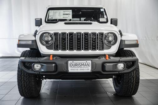 2025 Jeep Gladiator Mojave X