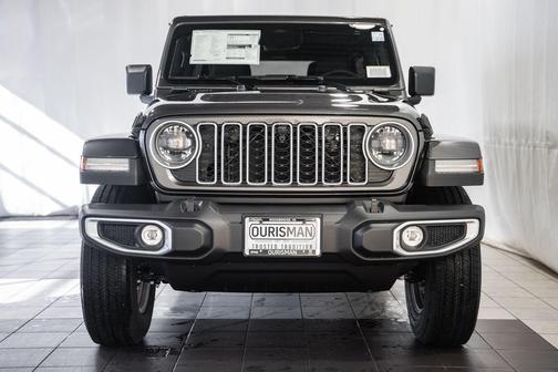 2026 Jeep Wrangler 4-Door Sahara 4x4