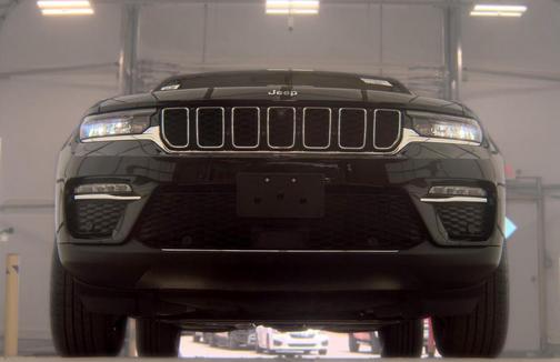 Diamond Black Crystal Pearlcoat 2022 Jeep Grand Cherokee 4xe Base