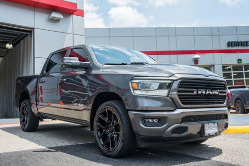 Granite Crystal Metallic Clearcoat 2023 RAM 1500 Laramie