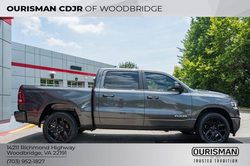 Granite Crystal Metallic Clearcoat 2023 RAM 1500 Laramie
