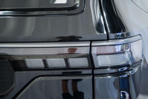 High Gloss Black 2026 Jeep Grand Wagoneer Upland 4x4