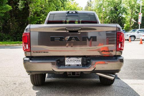 Granite Crystal Metallic Clearcoat 2026 RAM 2500 Limited Crew Cab 4x4 6'4' Box