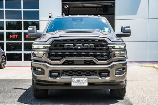 Granite Crystal Metallic Clearcoat 2026 RAM 2500 Limited Crew Cab 4x4 6'4' Box