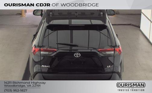 2021 Toyota RAV4 LE