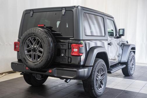 Black Clearcoat 2026 Jeep Wrangler Sport S