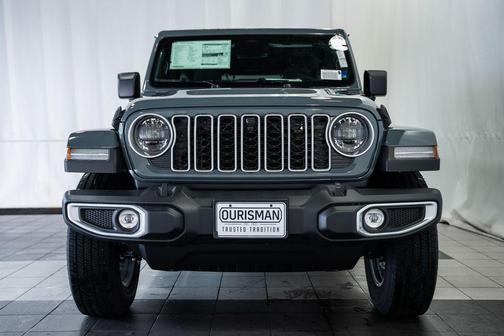Anvil Clearcoat 2026 Jeep Wrangler 4-Door Sahara 4x4