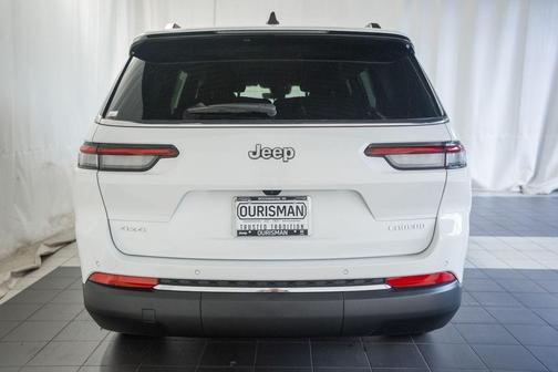 Bright White Clearcoat 2026 Jeep Grand Cherokee L Laredo