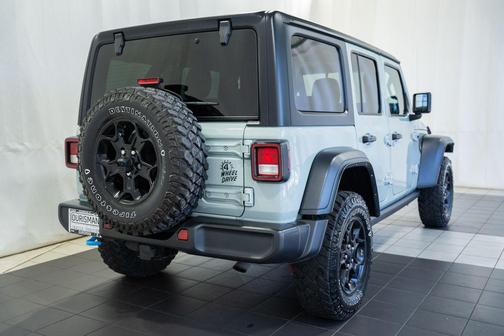 Earl Clearcoat 2023 Jeep Wrangler 4xe Base