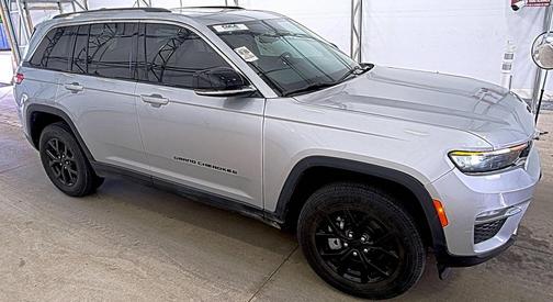 Silver Zynith 2022 Jeep Grand Cherokee Limited