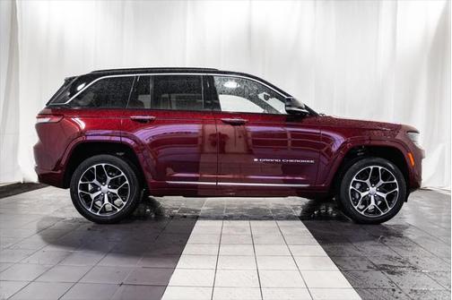 2025 Jeep Grand Cherokee Summit